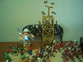 Feriantes, musicos, alferados y otros en la fiesta de la Cruz de Bellavista